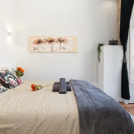 Host Wise - Charming Flat With Netflix - River View *