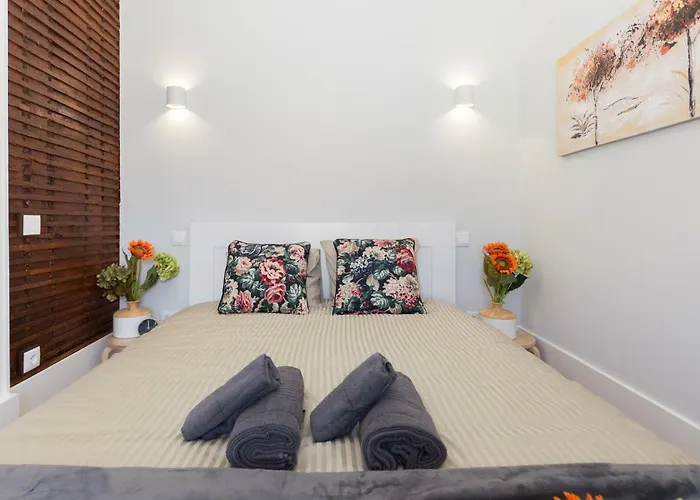 Апартаменты Host Wise - Charming Flat With Netflix - River View *