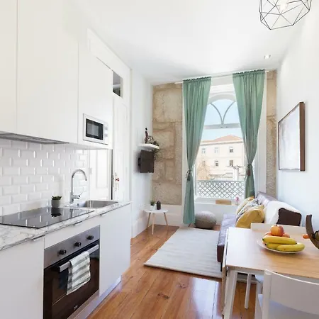 Host Wise - Charming Flat With Netflix - River View * פורטו
