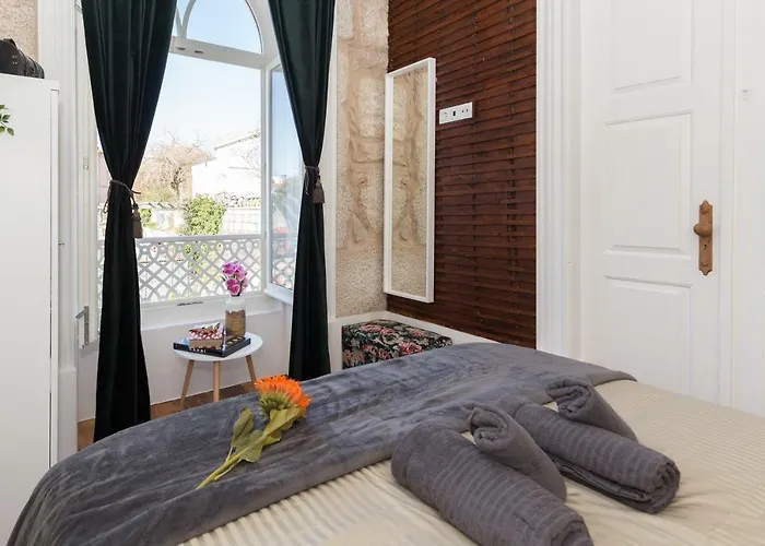 Host Wise - Charming Flat With Netflix - River View Oporto